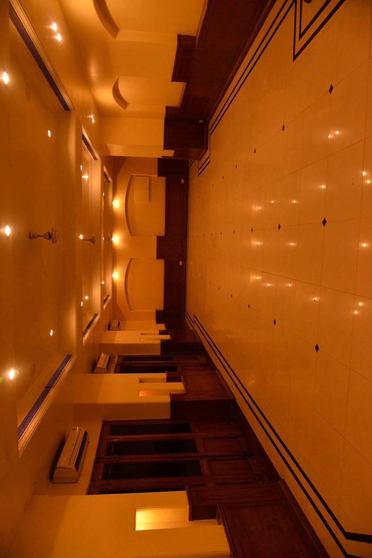 Hotel Sai Palace Nashik Ngoại thất bức ảnh