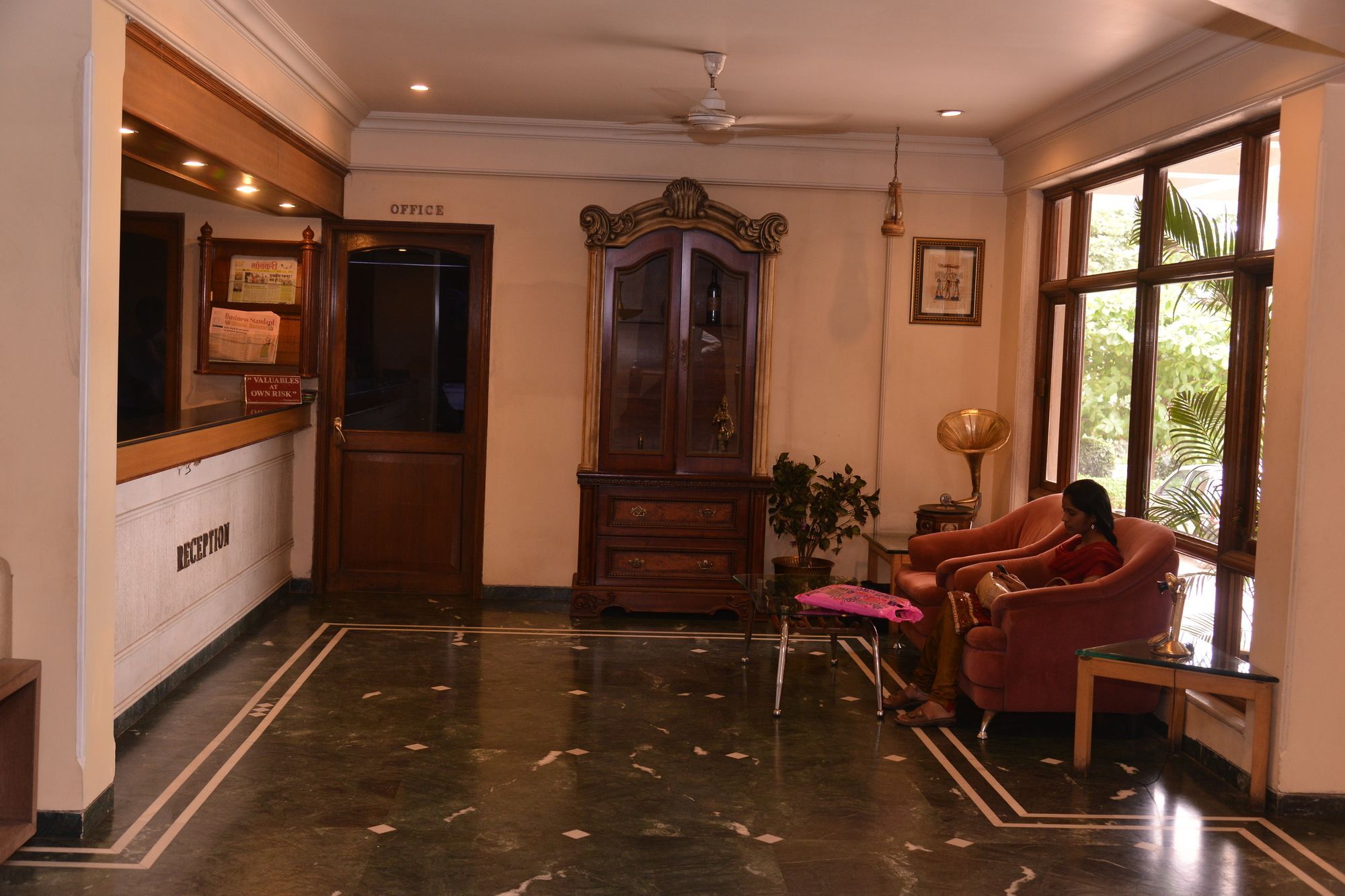 Hotel Sai Palace Nashik Ngoại thất bức ảnh